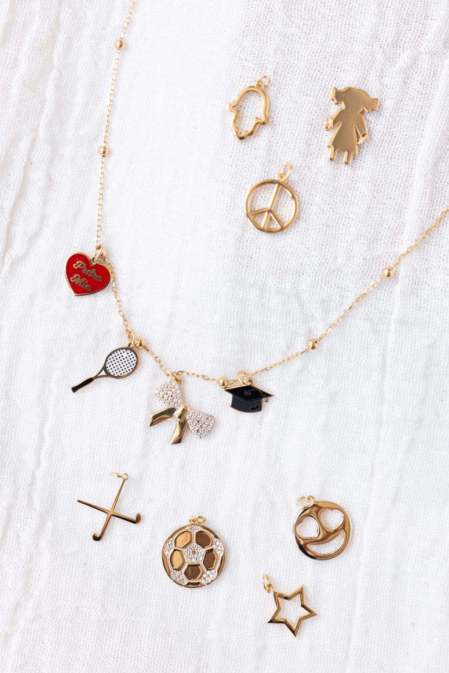 CUSTOMIZABLE CHAIN! ( pick yours and add your favorite charms!)