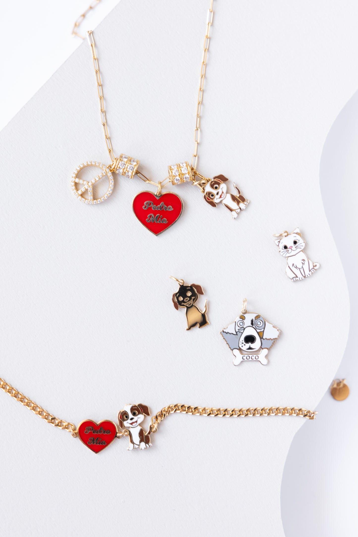 CUSTOMIZABLE CHAIN! ( pick yours and add your favorite charms!)