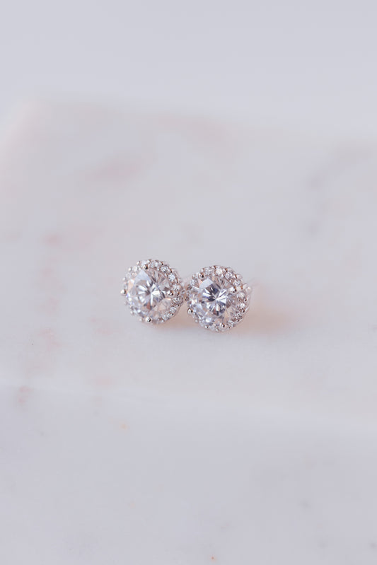 CZ LOVE THIS EARRING SILVER!