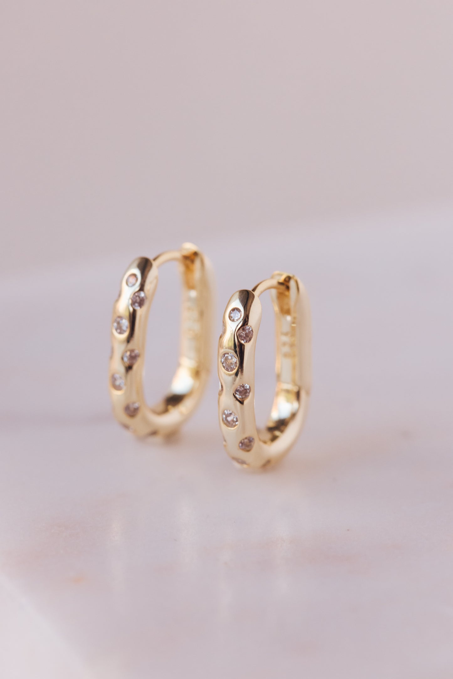 HOOP CZ COOL EARRING