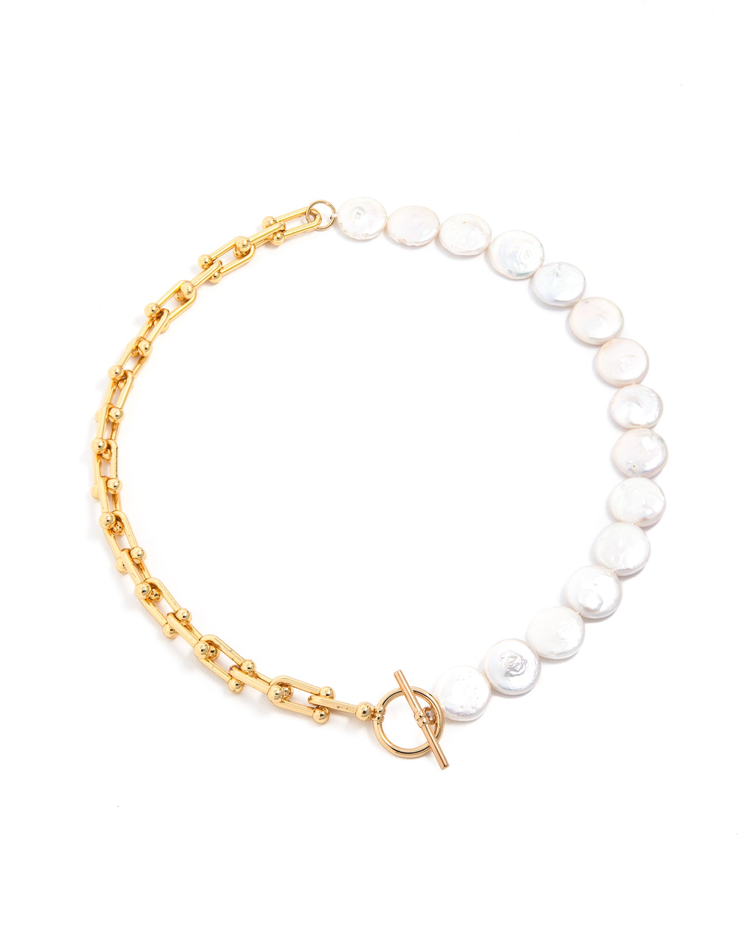 Chain & Pearls