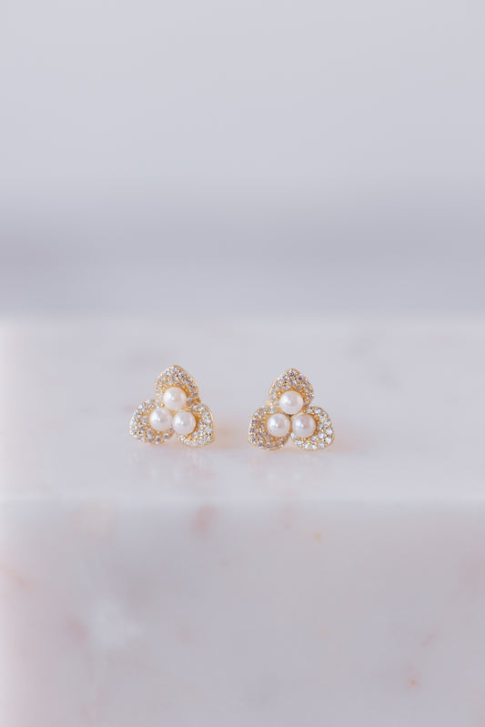 TRIPLE PEARL GOLD COLOR FLOWER EARRING